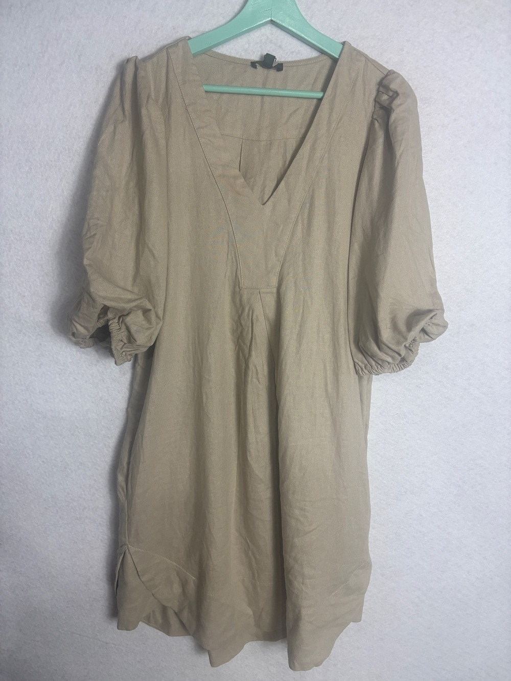 For Cynthia Linen Blend Size Large New  V-Neck Puff Sleeve Tunic Dress in Tan